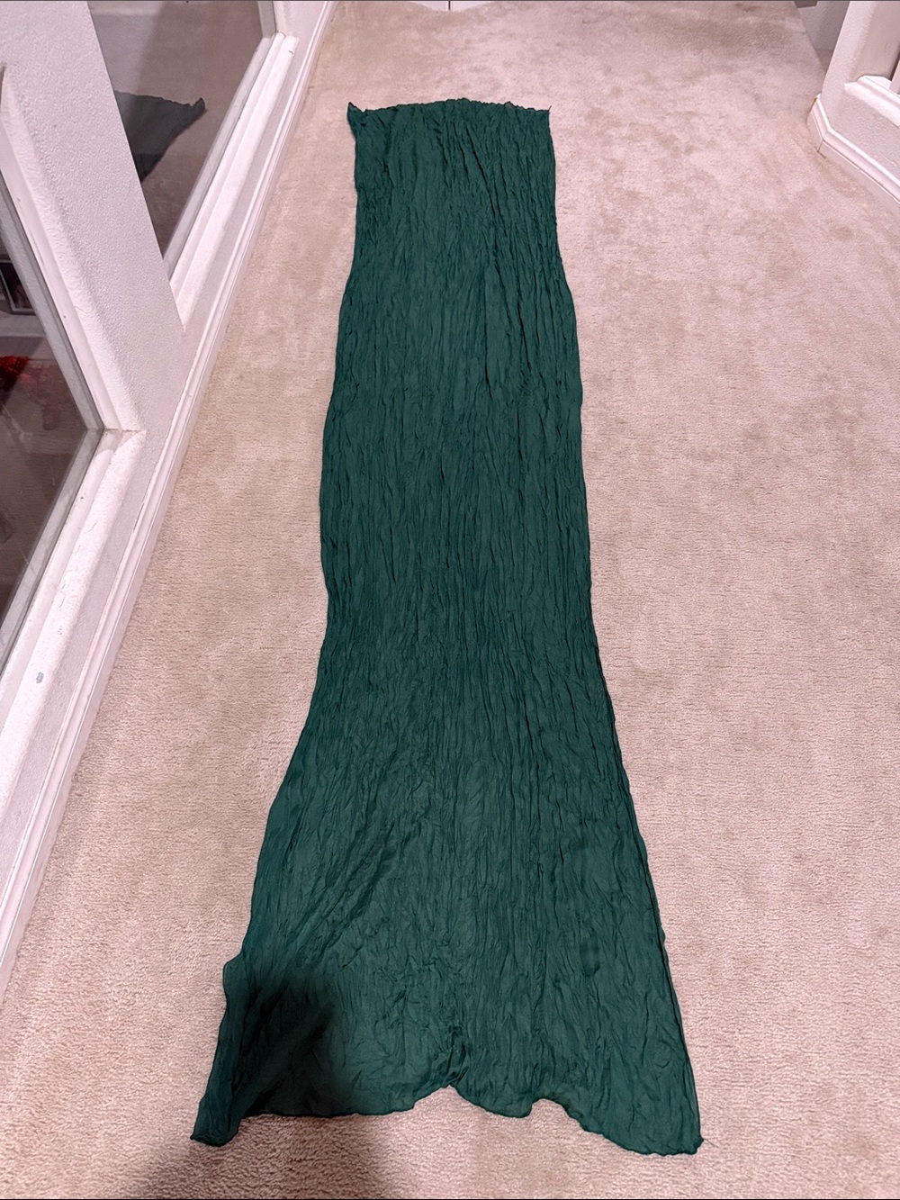 Women’s Emerald Green Crinkle decorative curtain / table runner
